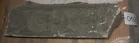 relief ; décor architectural ; Tirage partiel d’un élément de linteau du Trésor d'Atrée