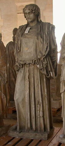 statue ; Tirage d'une statue féminine dite "Déméter de Cherchell"