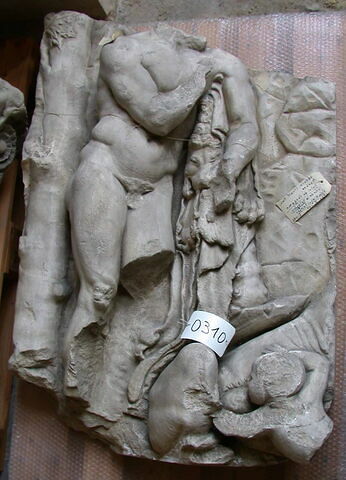 plaque de frise ; Tirage d’un relief représentant Héraklès retrouvant Télèphe