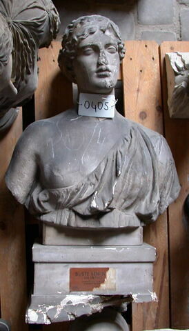 statue en buste ; "Sappho d'Oxford" ou "buste d'Oxford" ou "Amazone" ou "Phryné" ou "Aphrodite"