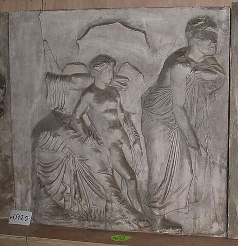 plaque de frise ; Tirage d’une plaque de la frise est du Parthénon représentant Aphrodite, Éros et un héros