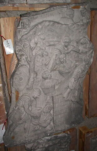 Tirage d’une plaque de la colonne Trajane représentant des légionnaires bâtissant des fortifications, image 1/1