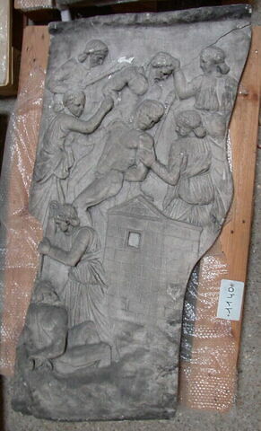 Tirage d’une plaque de la colonne Trajane représentant des prisonniers torturés par des femmes daces