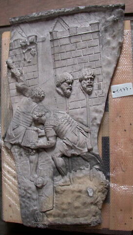 Tirage d’une plaque de la colonne Trajane représentant deux soldats et deux têtes sur des piques, image 1/1
