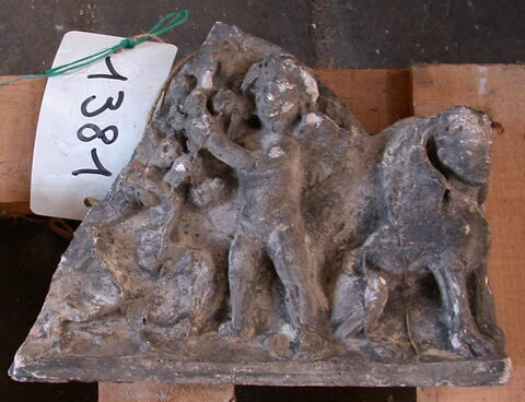 Tirage d’un relief représentant un Éros et un Sphinx