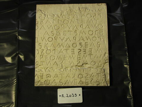 Tirage intégral d’une plaque de l'inscription dite 