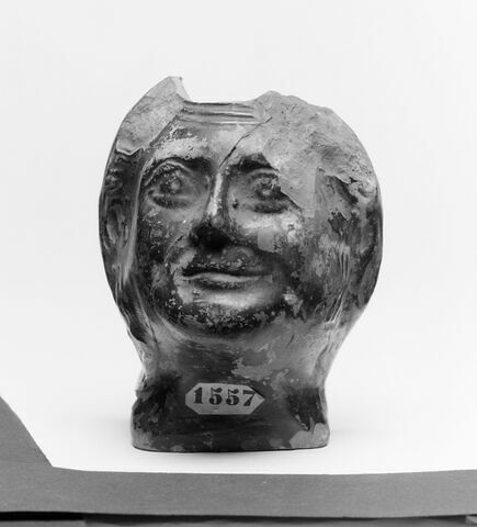 œnochoé ; vase plastique, image 1/1