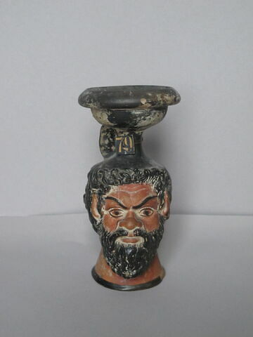 aryballe ; vase plastique, image 1/4