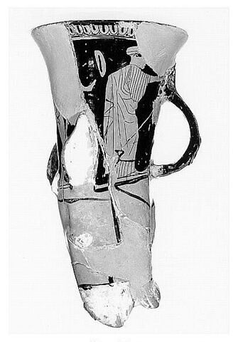 rhyton ; vase plastique