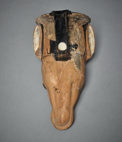 rhyton ; vase plastique, image 4/7