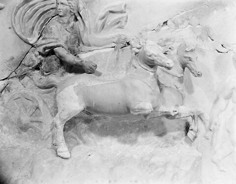 relief, image 16/19
