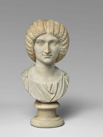 statue, image 4/13