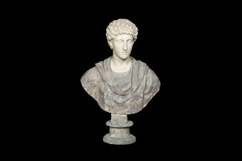 statue, image 1/4