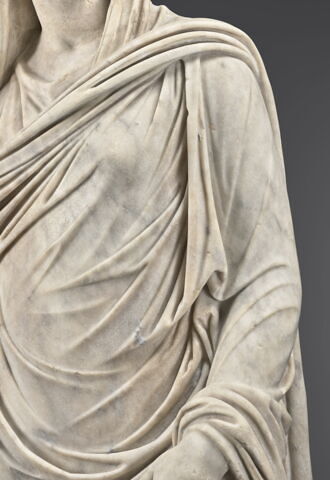 statue, image 10/13
