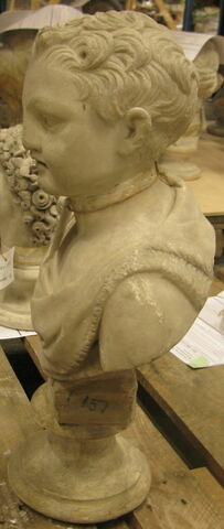statue, image 6/7