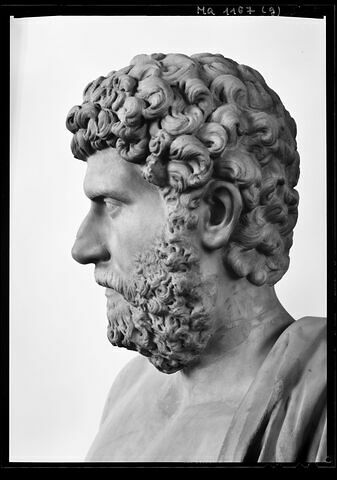 statue, image 14/15