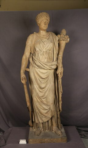 statue, image 3/4