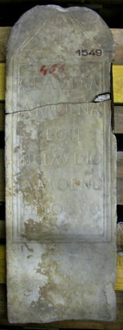 stèle, image 2/2
