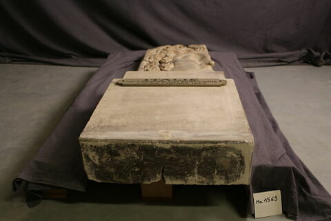 couvercle de sarcophage, image 3/4