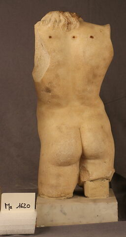 statue, image 3/5