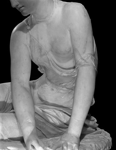 face, recto, avers, avant ; détail © 1999 Musée du Louvre / Christian Larrieu