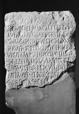 pilier  ; inscription, image 7/9