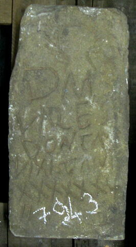 inscription, image 2/2