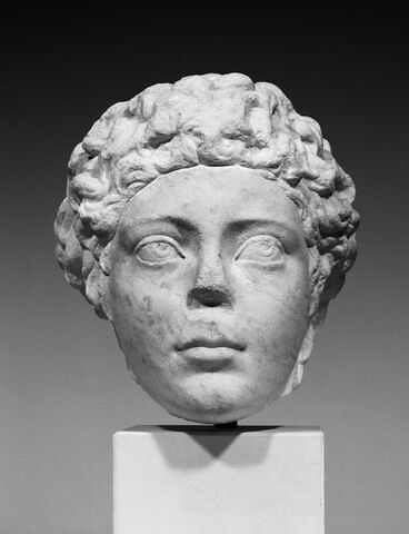 statue, image 6/6