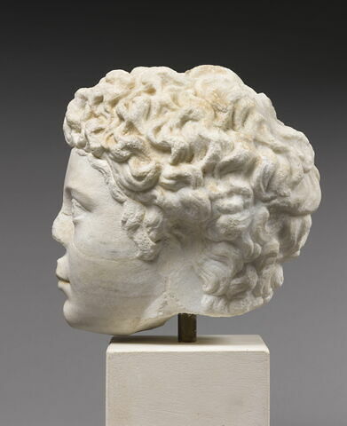 statue, image 5/6