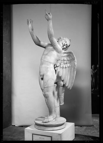 statue, image 6/6