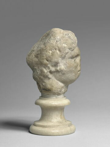 statuette, image 3/4