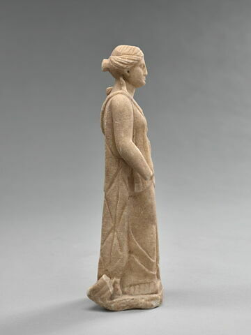 statuette, image 2/4