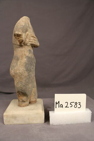 statuette, image 3/6