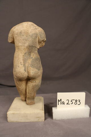 statuette, image 4/6