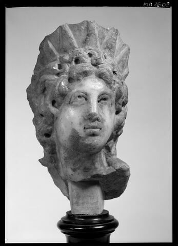 face, recto, avers, avant © 1978 Musée du Louvre / Maurice et Pierre Chuzeville