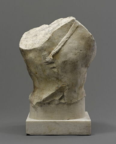 statue, image 8/9