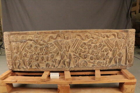 Sarcophage d'enfant