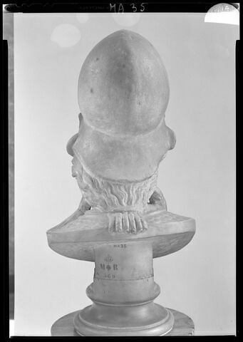 statue  ; Buste de Minerve