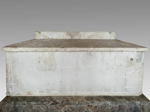 sarcophage ; couvercle de sarcophage, image 2/7