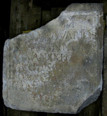inscription, image 2/2