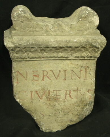 arula ; inscription, image 2/5