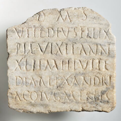 inscription, image 1/2