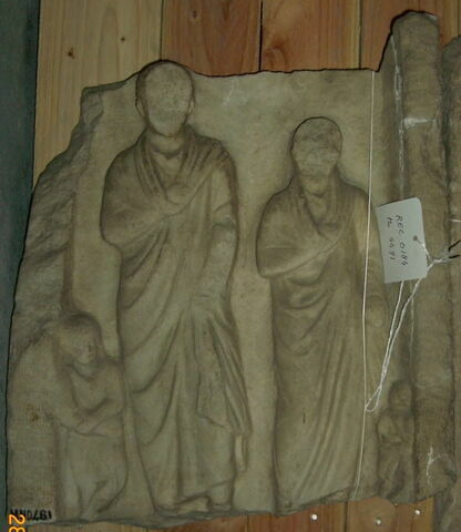 stèle funéraire, image 3/3