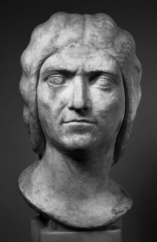 statue, image 1/6