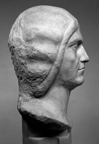statue, image 6/6