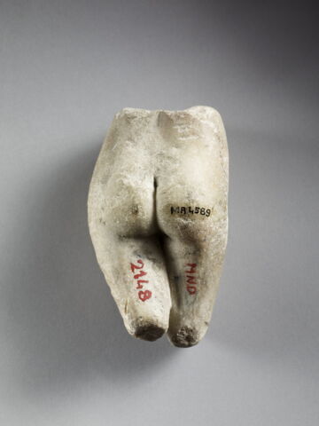 statuette, image 1/2