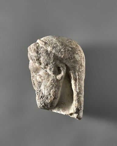 statuette, image 2/4