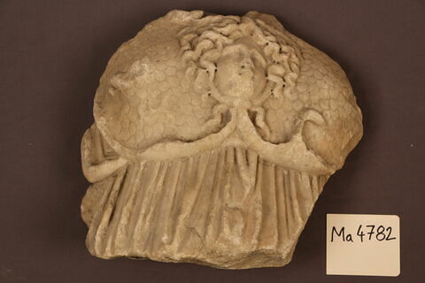 statue, image 2/3
