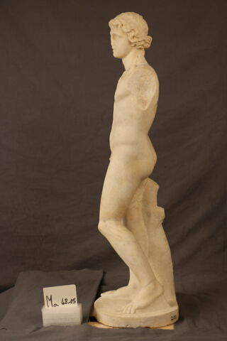 statuette, image 3/4