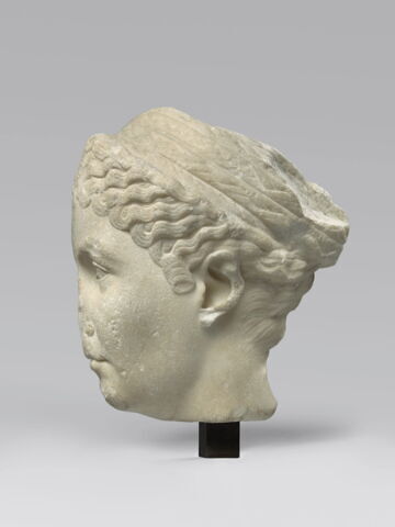 statue, image 4/9